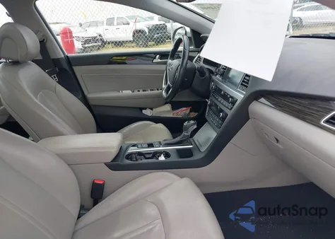 2016 Hyundai Sonata Hybrid Limited from USA, damaged, VIN KMHE34L1XGA025559